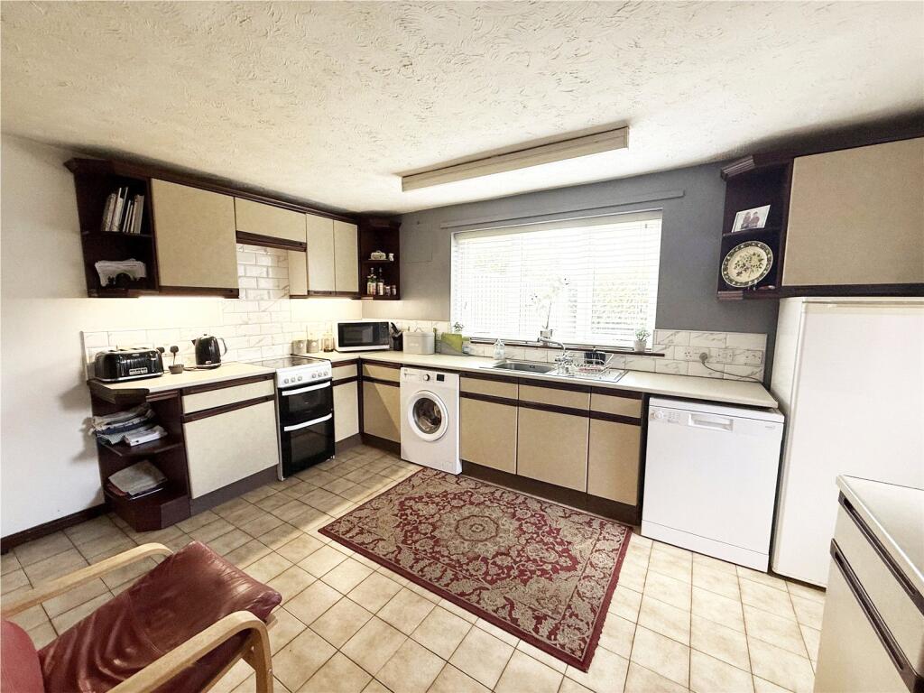 Roseway, Harlescott, Shrewsbury, SY1 - View 3