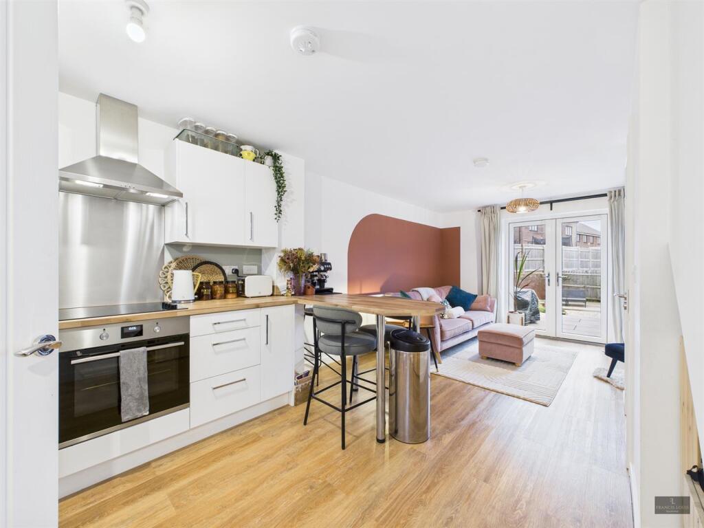 House in Exeter - View 2