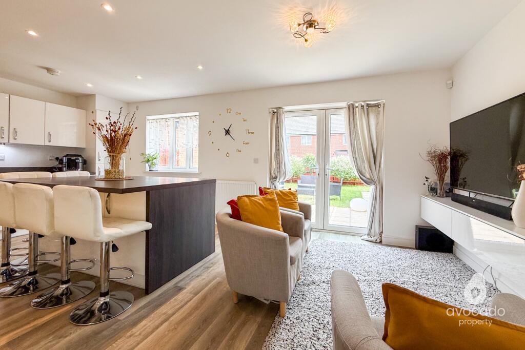 16, Pellitot Grove, Shinfield Meadows, RG2 photo 4