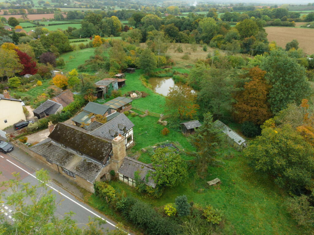 House in Cradley, Westfield - View 2
