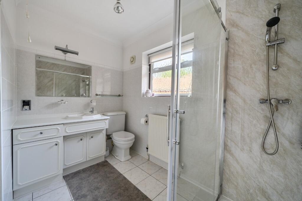 House in Reading, Dee Park - View 5