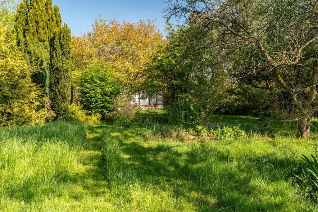 Cowards Lane, Codicote photo 3