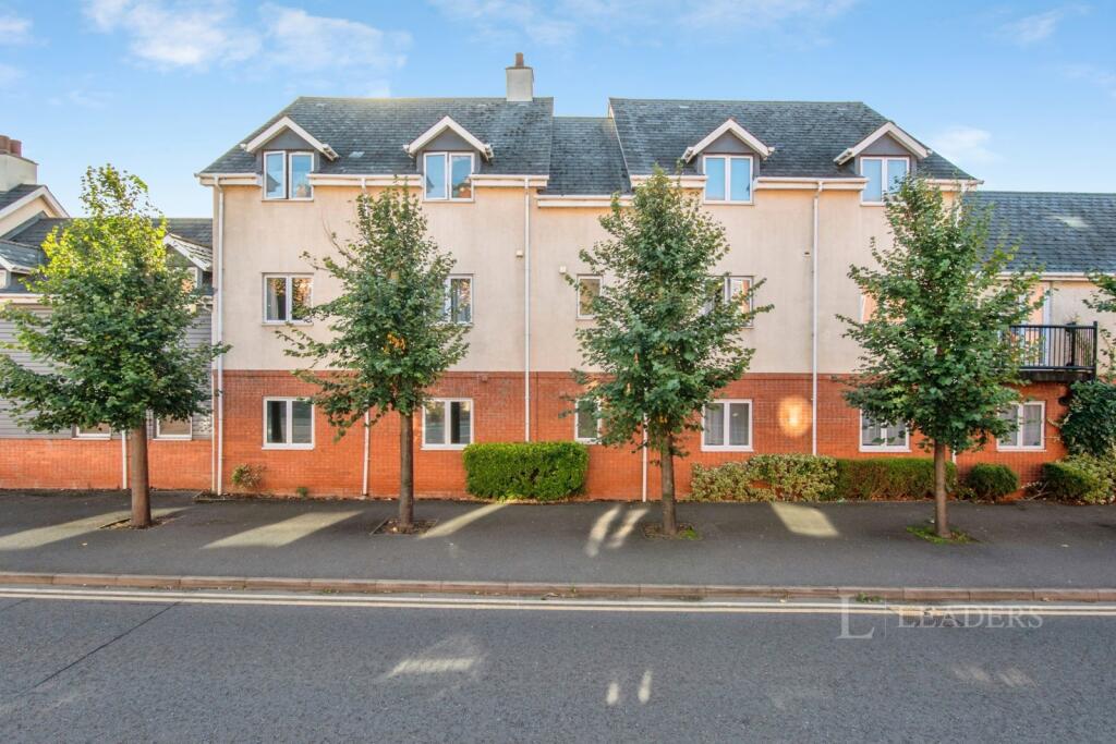Apartment in Worcester - View 2