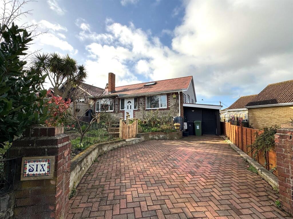 Main image of property: 6, Lorton Lane, Weymouth, Dorset, DT3 5DJ