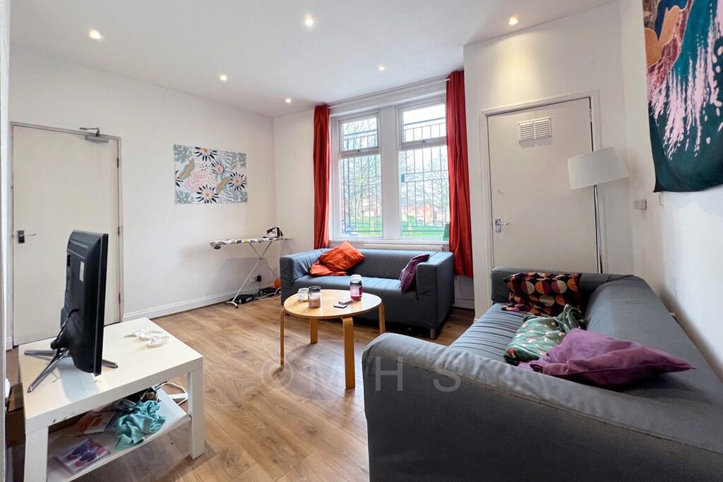 Glossop View, Leeds, LS6 2LQ photo 3