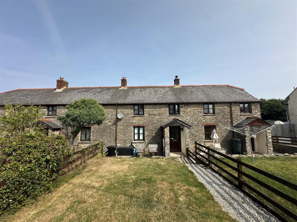 Main image of property: College Row, Probus