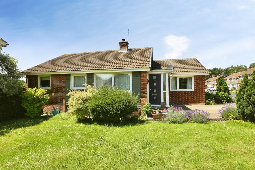 Main image of property: Waterbeech Drive, Hedge End, Southampton