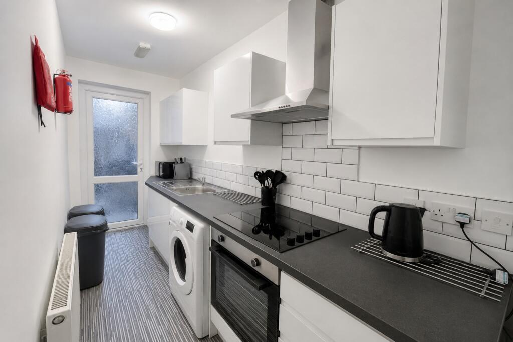 House in Stockton-on-Tees - View 4