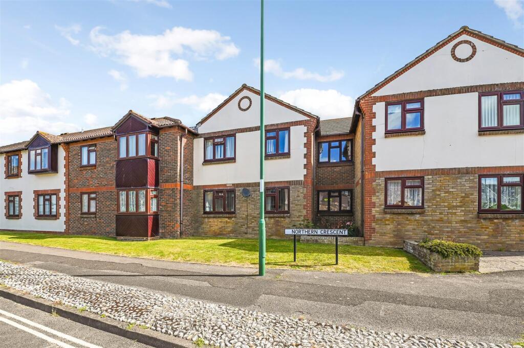 Windmill Court, East Wittering, Chichester photo 3