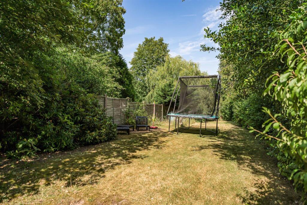 House in Hertford, Fordwich - More