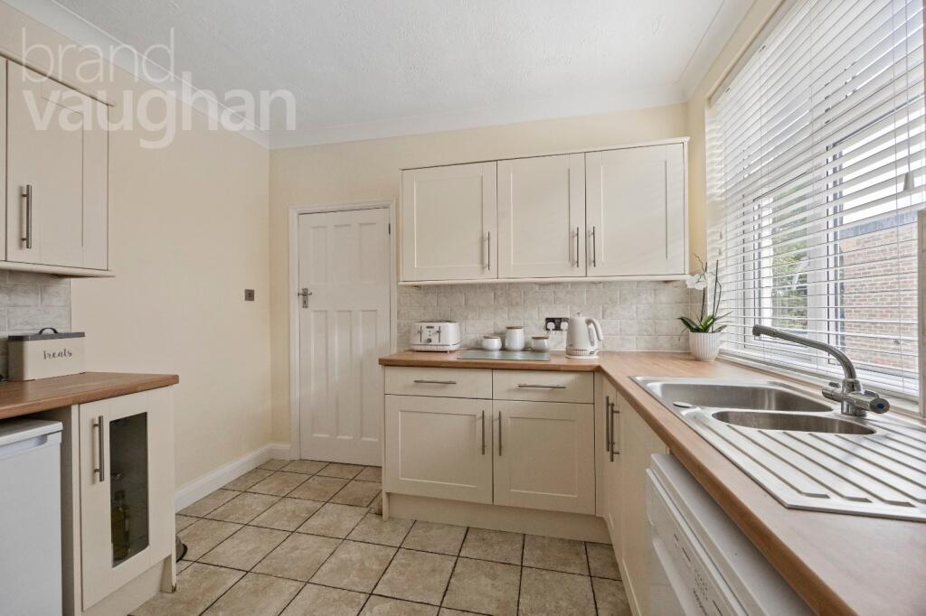 Carden Avenue, Brighton, East Sussex, BN1 photo 4