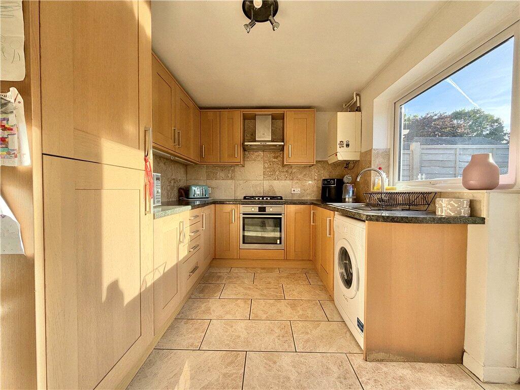 House in Southampton, Brown Hill, North Baddesley - More