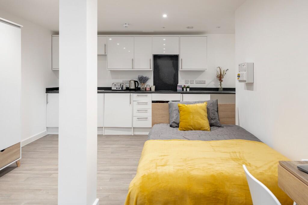 Additional image 2 of Banglo House, Lower Bristol Road, Bath, Somerset, BA2