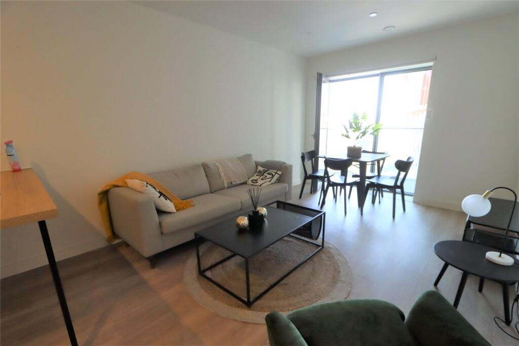 Main image of property: New Kings Head Yard, Salford, Greater Manchester, M3