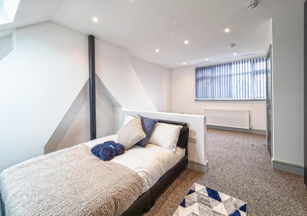 House in London - View 4