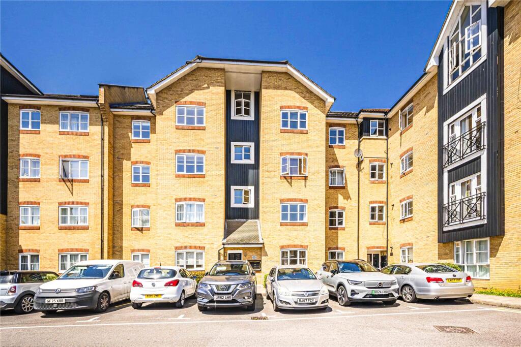 Main image of property: Stephenson Wharf, Apsley, Hemel Hempstead, Hertfordshire, HP3