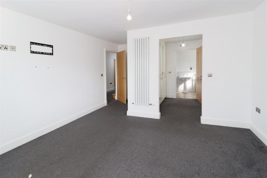 House in Newcastle upon Tyne - More