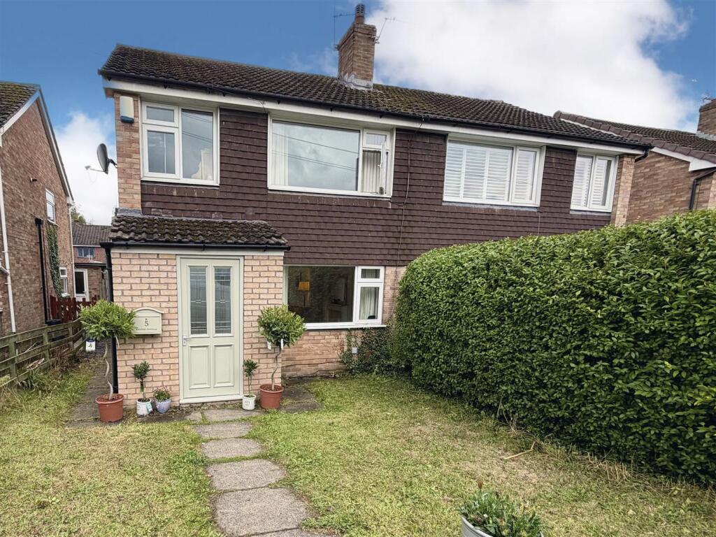 Main image of property: Kestrel Avenue, Knutsford