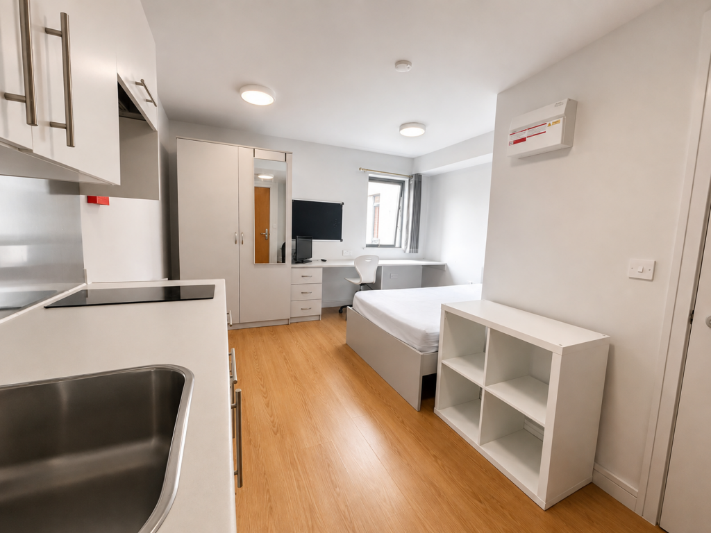 Main image of property: Chatham Place, Liverpool, Merseyside, L7