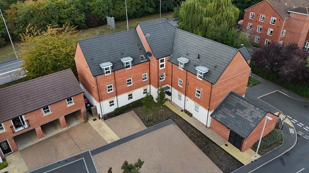 Main image of property: Hutton Close, Newbury, RG14