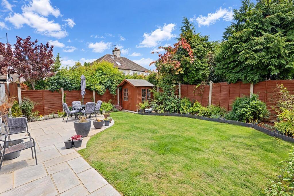 House in Southend-on-Sea - View 3
