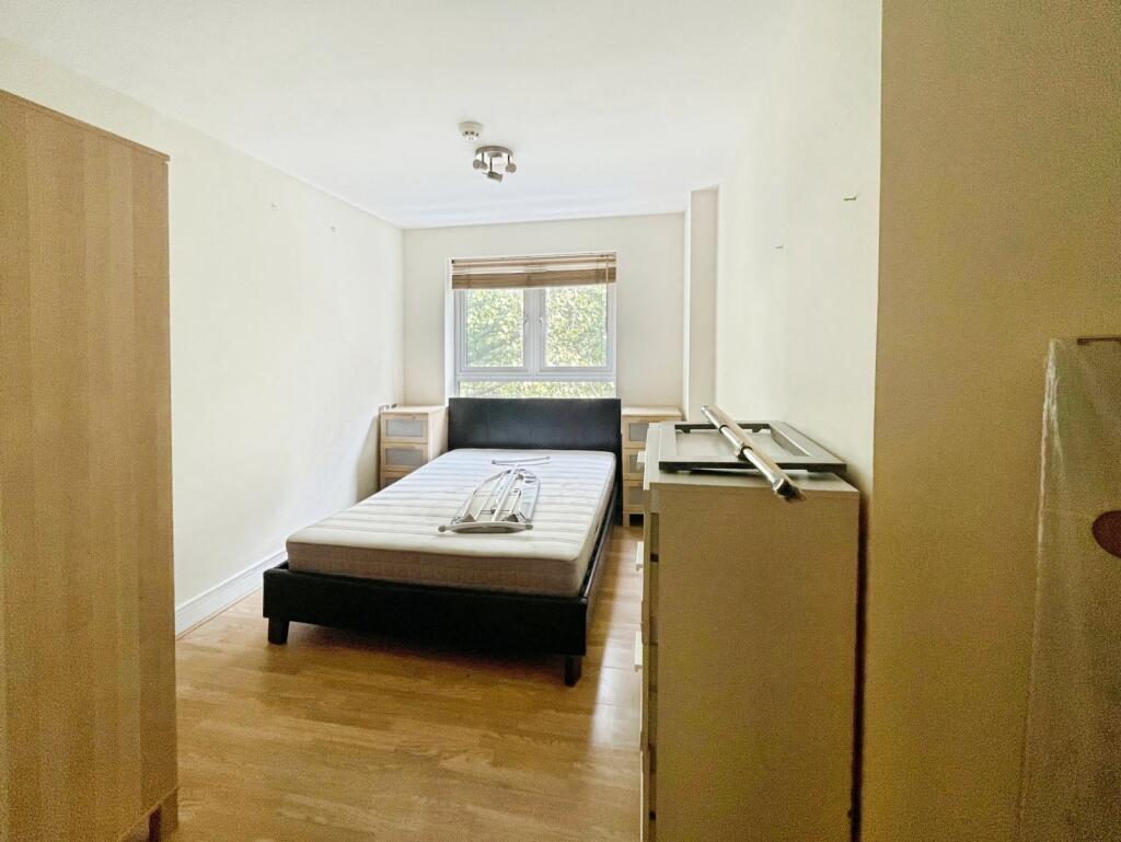 Apartment in Southampton - More
