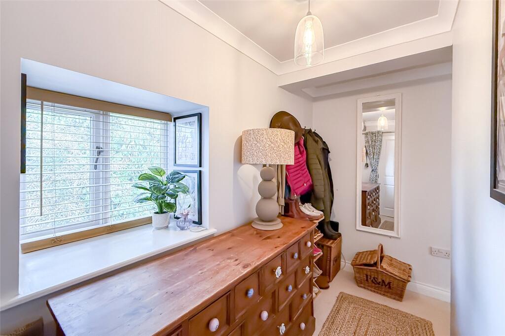 Additional image 17 of Astwick Manor, Coopers Green Lane, Hatfield, Hertfordshire, AL10