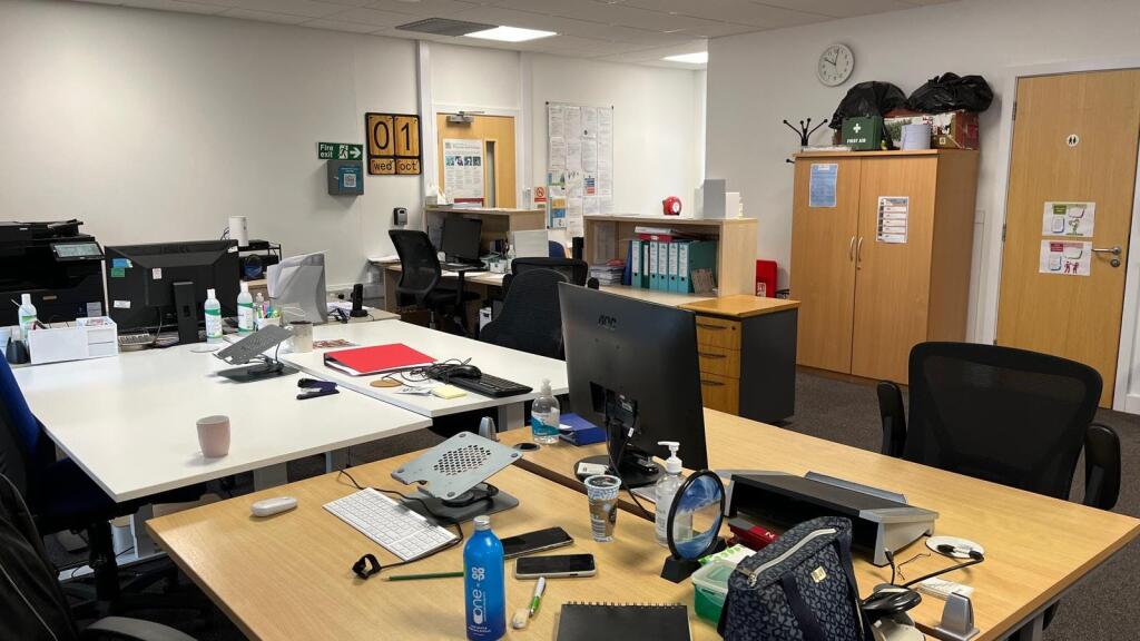 WhatsApp Image 20251001 at 121924_7fd50b60.jpg