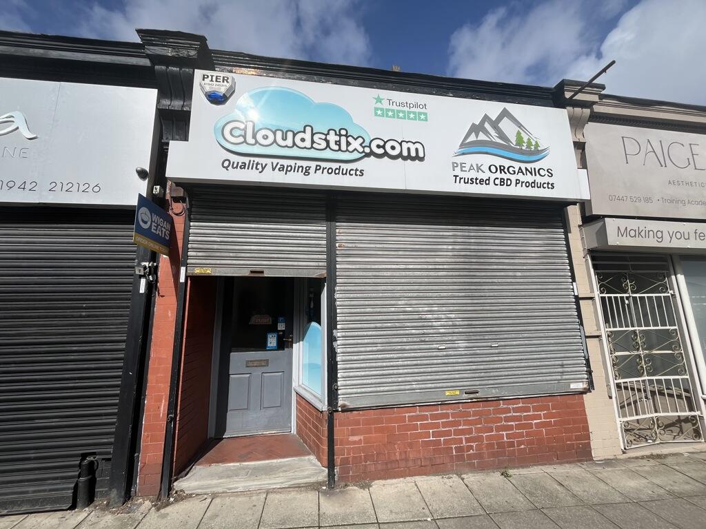 Main image of property: 715 Ormskirk Road, Wigan, Lancashire, WN5