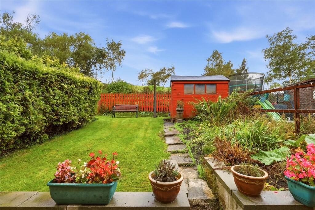 House in Pendle, Laneshaw Bridge - View 2