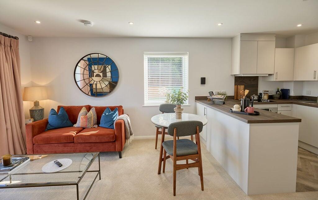 Main image of property: Mansfield Road, Daybrook, Nottingham, Nottinghamshire, NG5 6DE