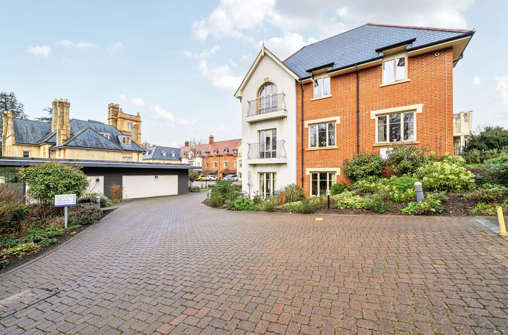 Main image of property: Garnier Drive, Eastleigh, Hampshire, SO50