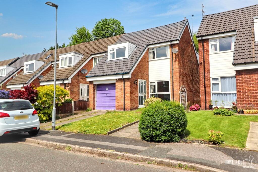 Main image of property: Woolacombe Close, WA4