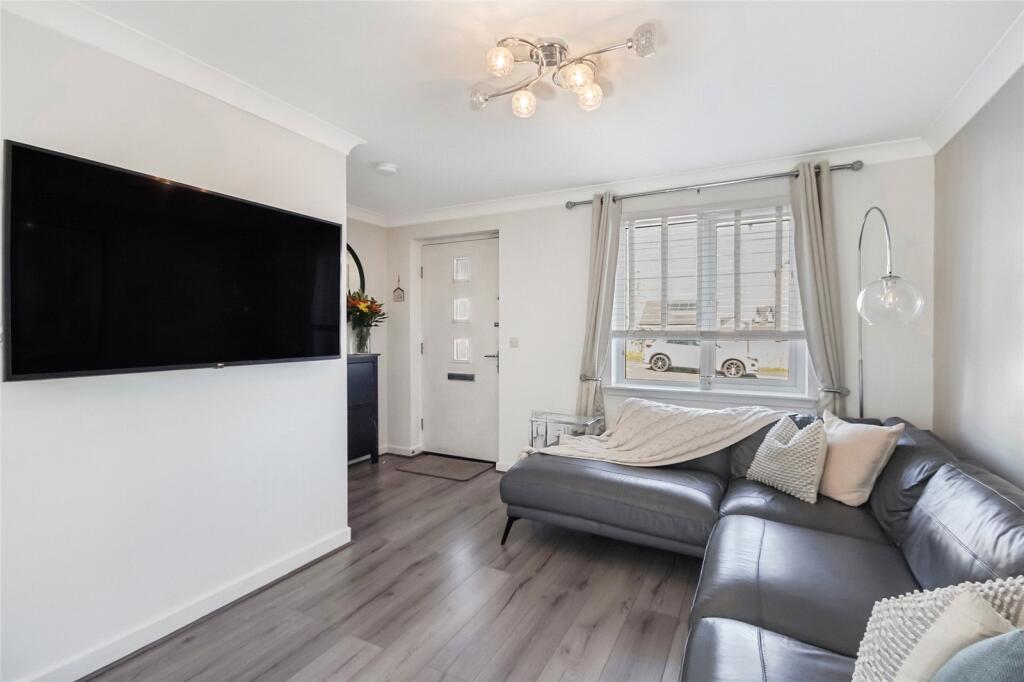 Lennox Drive, Gartcosh, Glasgow, North Lanarkshire, G69 photo 2