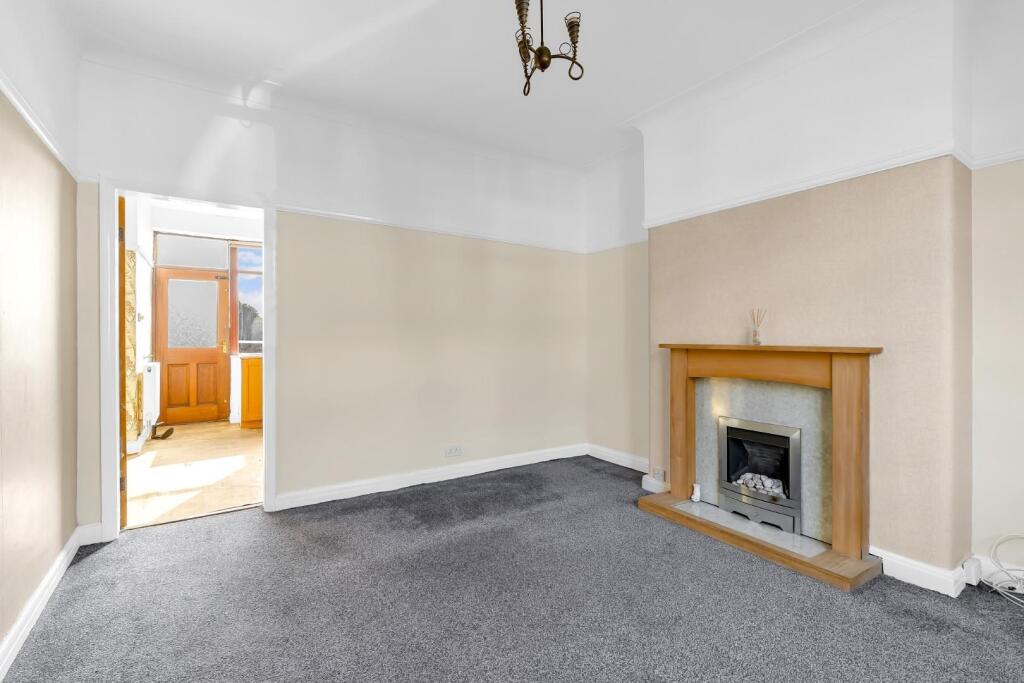 House in Rochdale, Stanycliffe - View 2