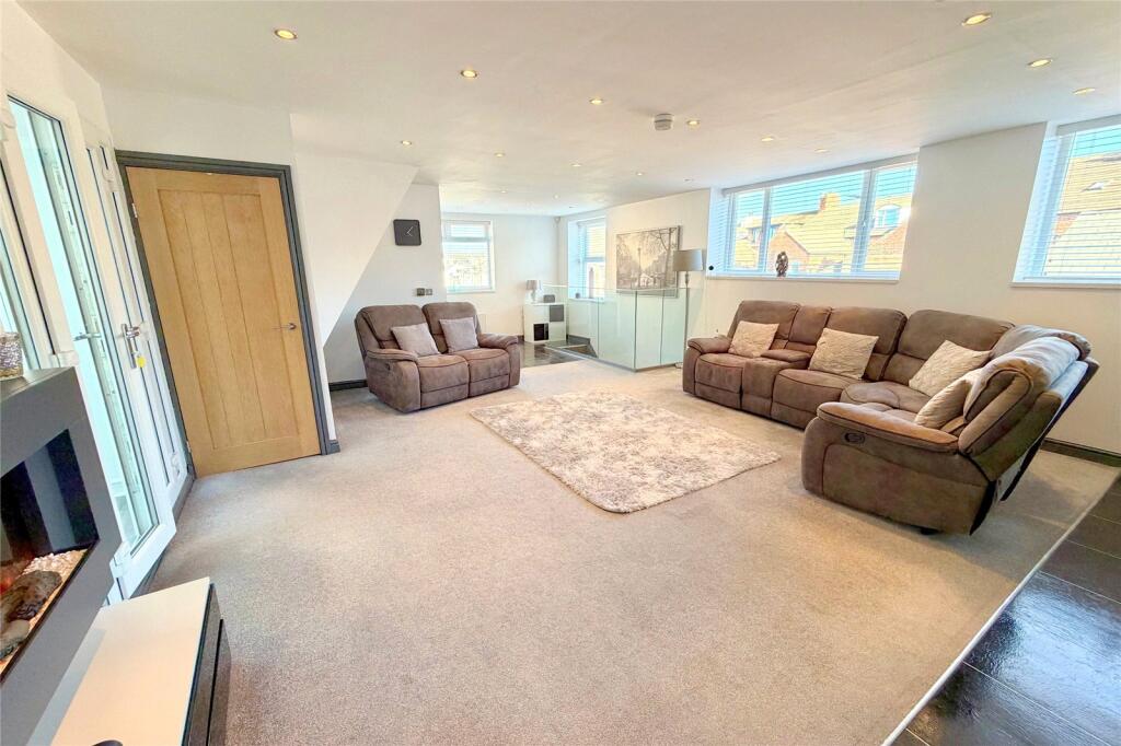 House in Newcastle upon Tyne - More