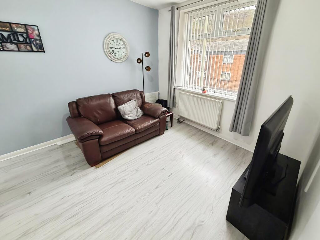 House in Cardiff - View 3