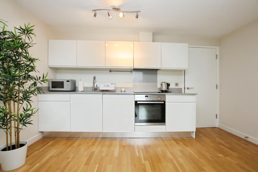 Apartment in Bristol - View 4
