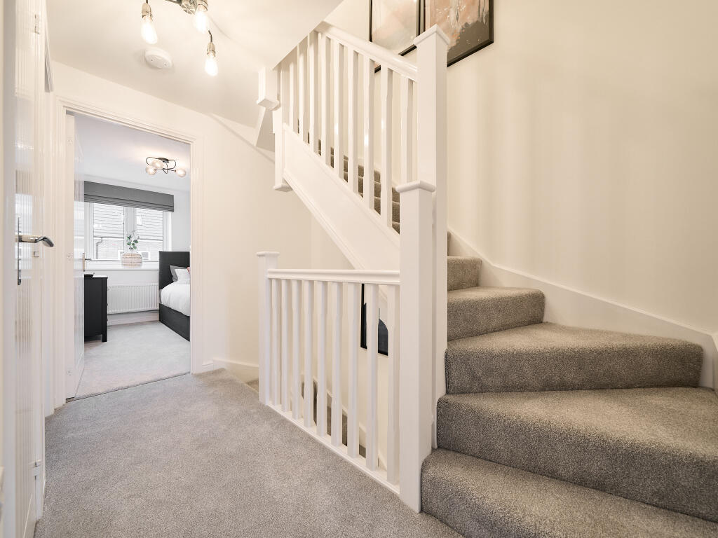 Main image of property: Compass Point, Northampton Road, Market Harborough, Leicestershire,
LE16 9HW