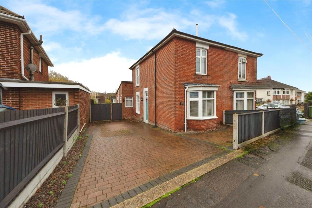 Main image of property: Middle Road, Southampton, Hampshire, SO19