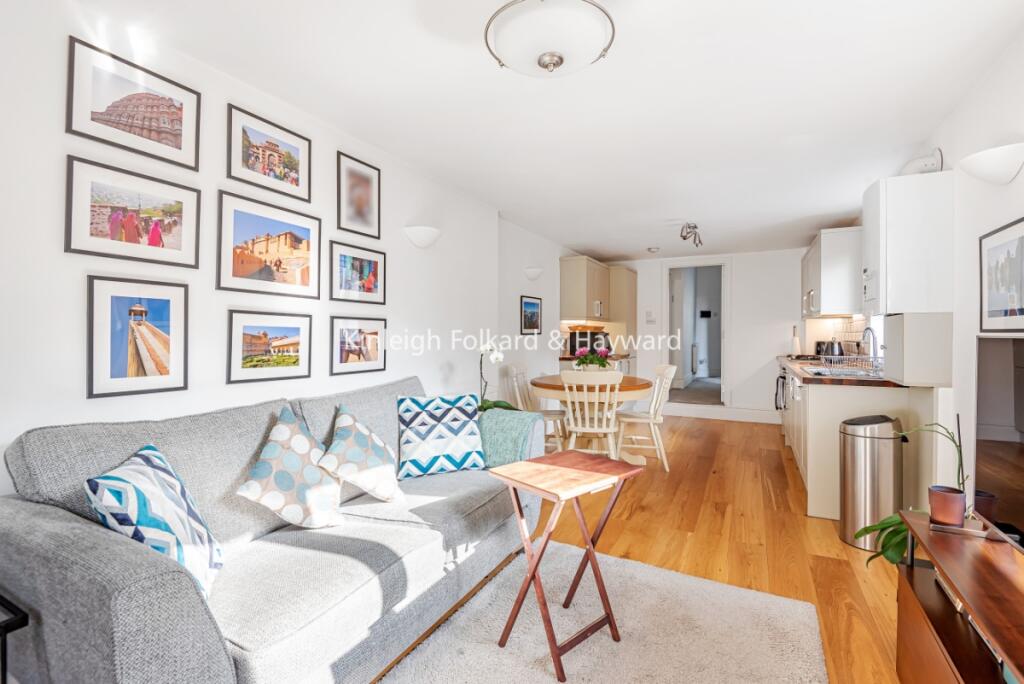 Apartment in London, Stroud Green - View 5