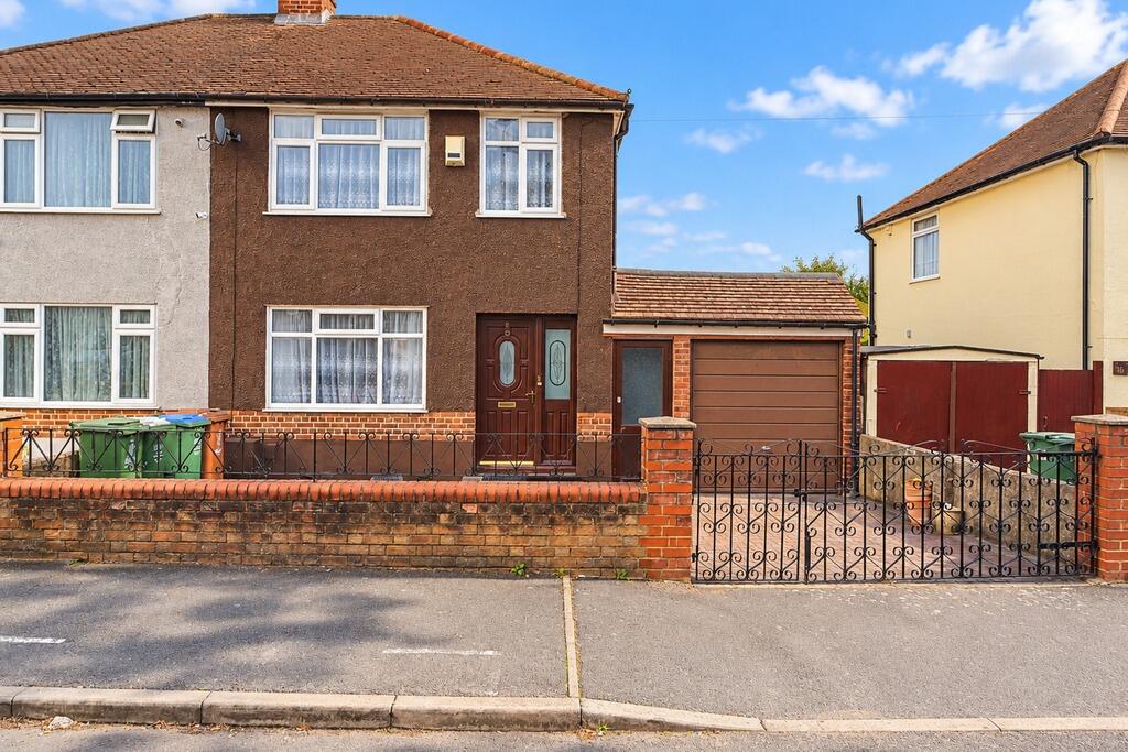 Main image of property: St Pauls Road