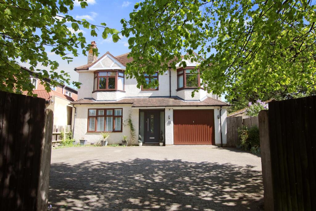 Main image of property: KINGSTON ROAD, LEATHERHEAD, KT22