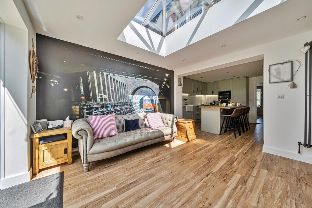 House in Portsmouth - View 4