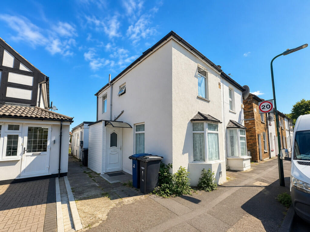 Main image of property: The Common, Southall