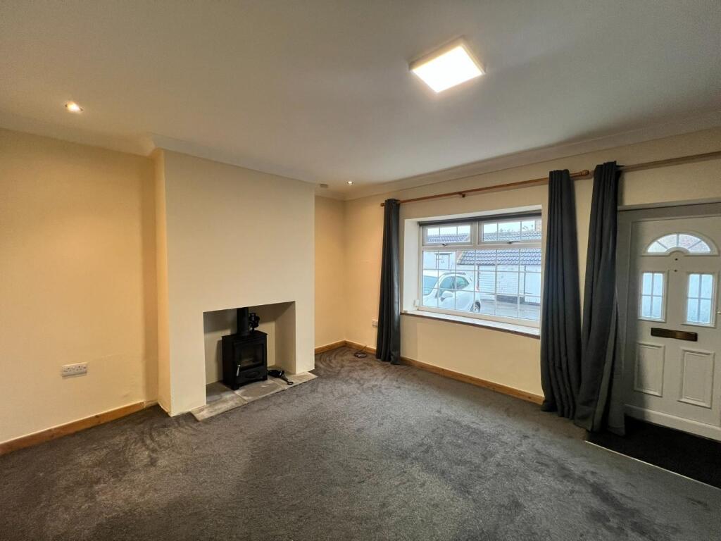 House in Wakefield - View 4