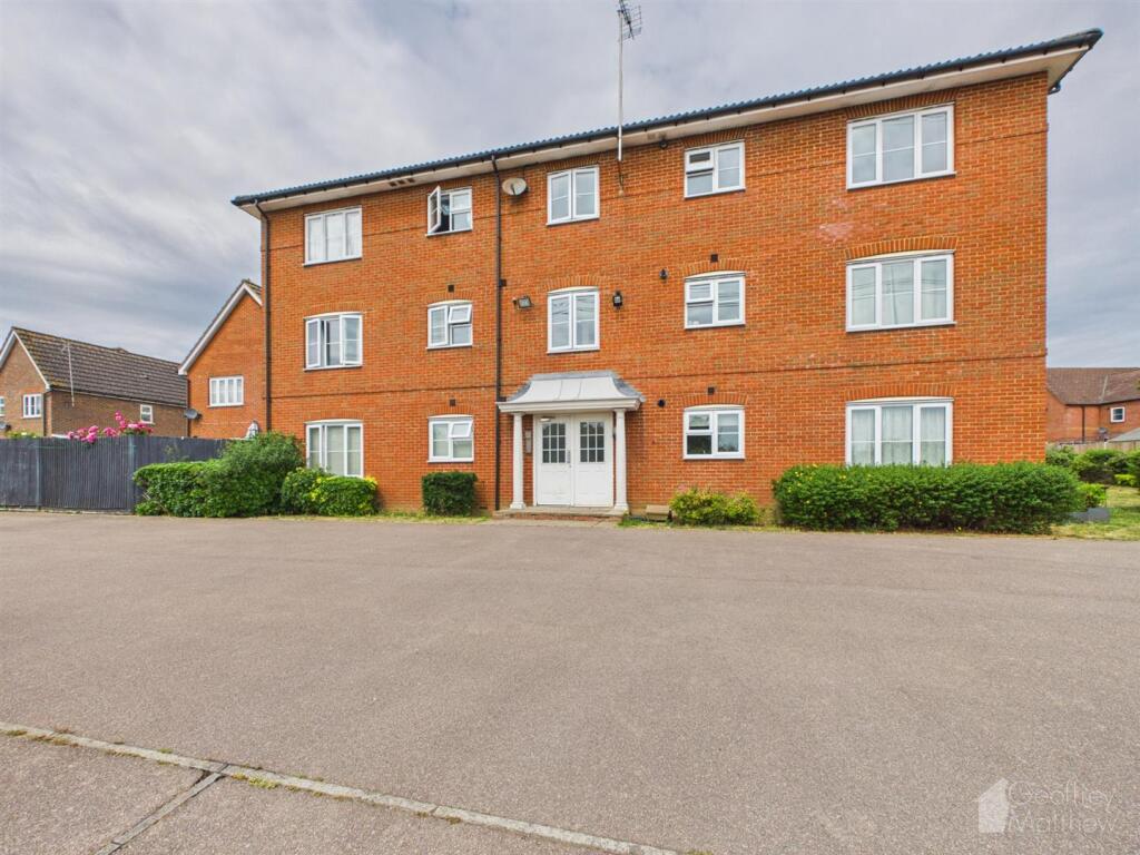 Apartment in North Hertfordshire, Great Ashby - View 5