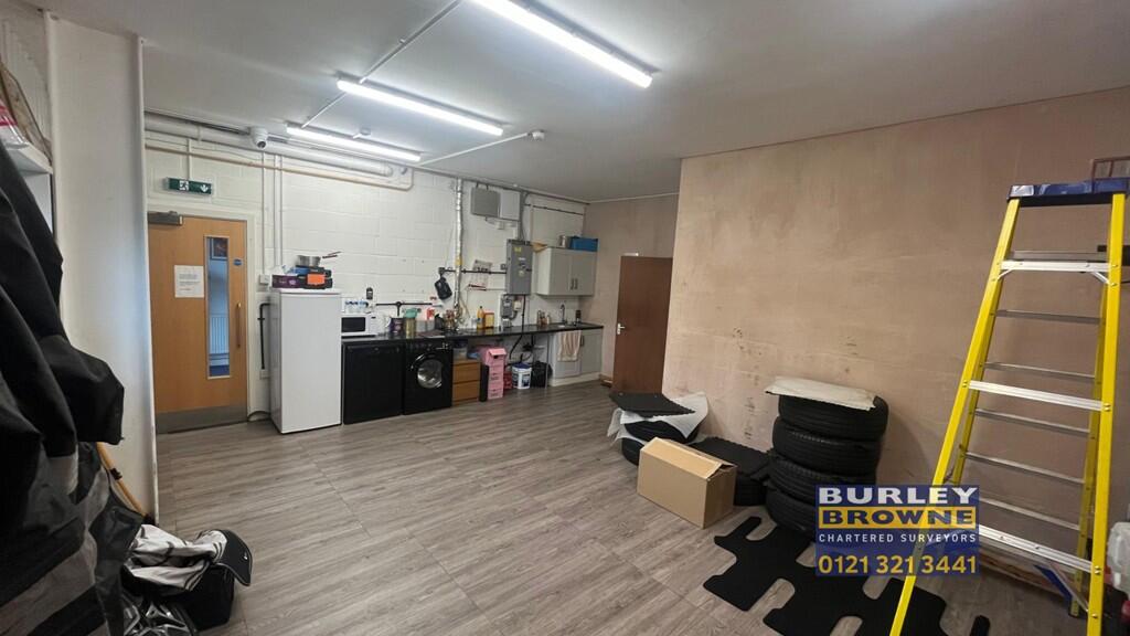 Additional image 5 of Unit A2, OYO Business Centre, Park Lane, Castle Vale, Birmingham, West Midlands , B35 6AN