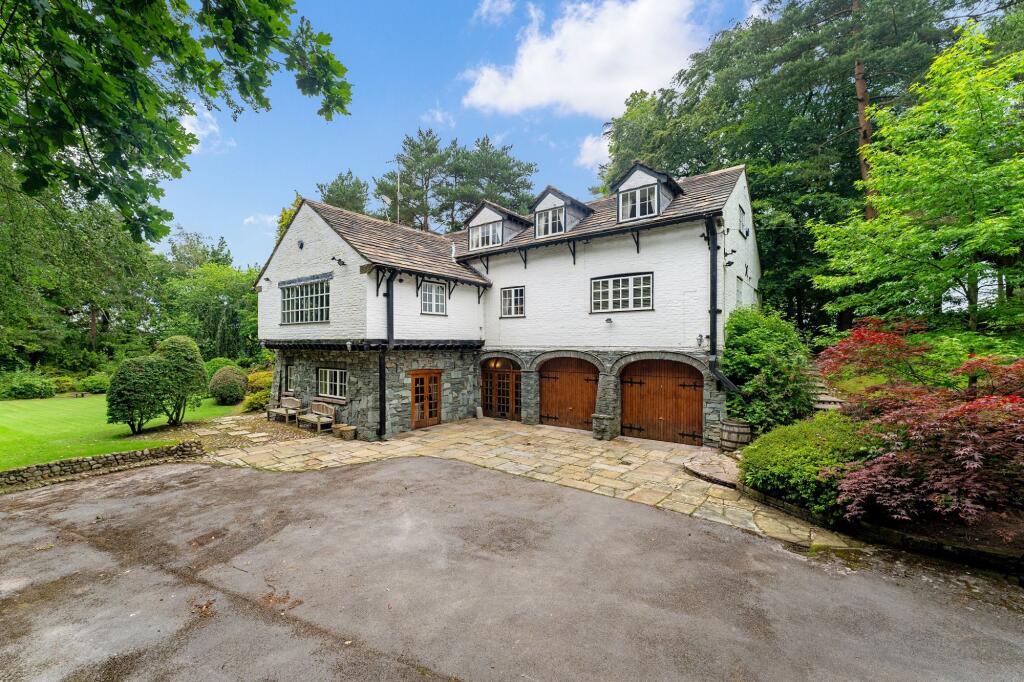 Main image of property: Oak Road, Mottram St. Andrew, SK10