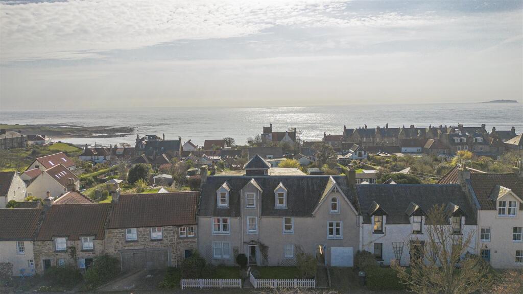 Main image of property: 3 Forelands Court, 18 Marketgate South, Crail